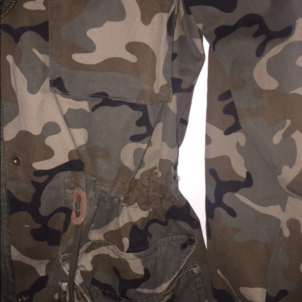 Camo Jacket - Picture 3 of 7